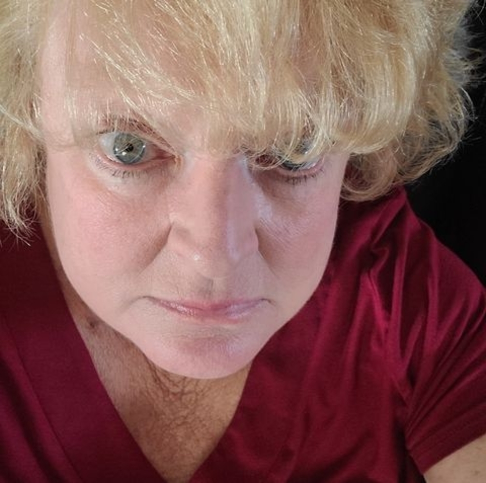 Meet your Posher, Debbie